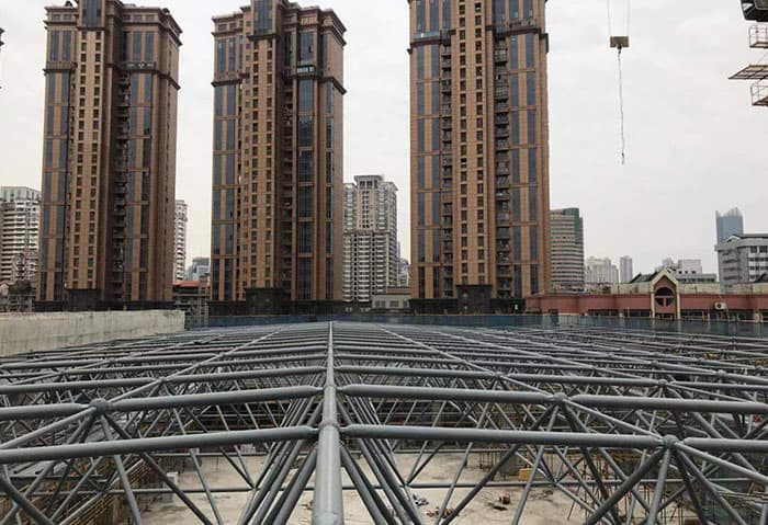 庄河螺栓球网架结构